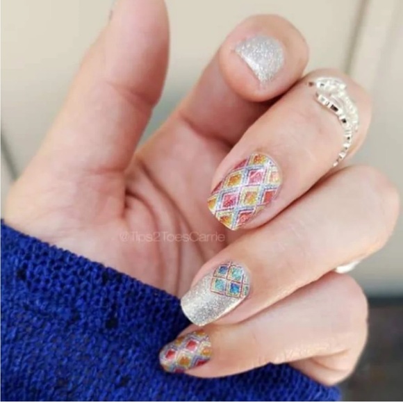 *Retired* Color Street: Pinball Queen | Arcade Silver Rainbow Diamonds Glitter - Picture 8 of 14